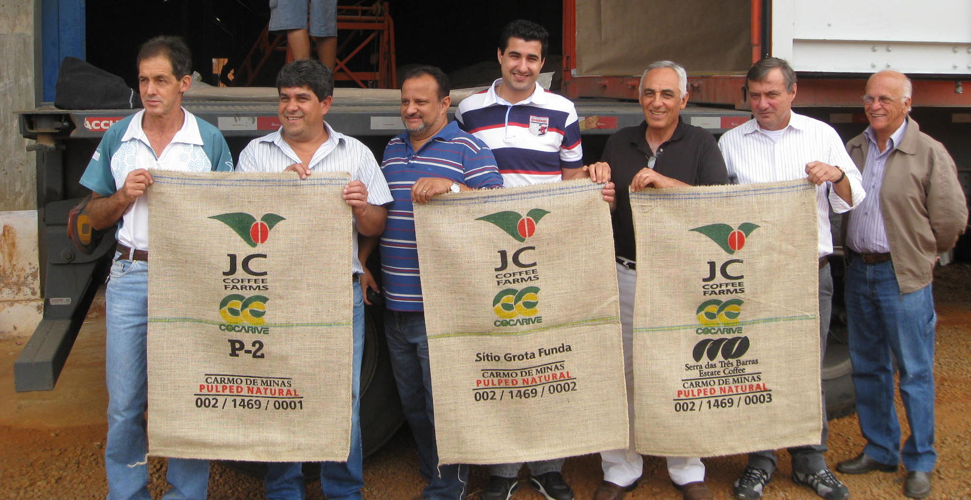 Through Cocarive Cooperative, farmers banded together to invest in a top-of-the-line sorting and warehousing facility, which has allowed them to produce higher quality lots and capture more of the coffee's value.